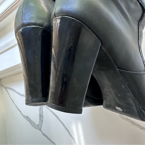 Giani Bernini Black Heeled Boots - Picture 9 of 13